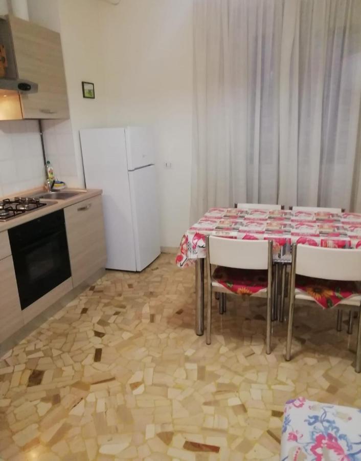 Appartamento Palmanova Vicino Alla Metropolitana Milão Exterior foto